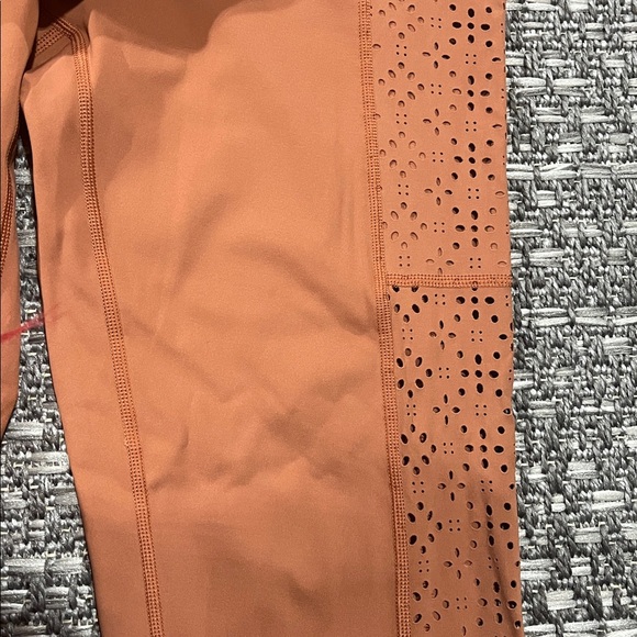 Aerie | Burnt Orange Leggings With Pockets - Picture 7 of 13